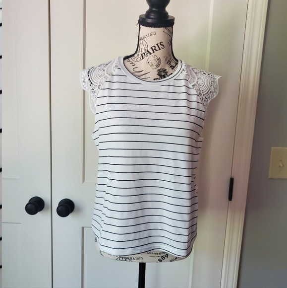 Striped Top - Picture 6 of 6